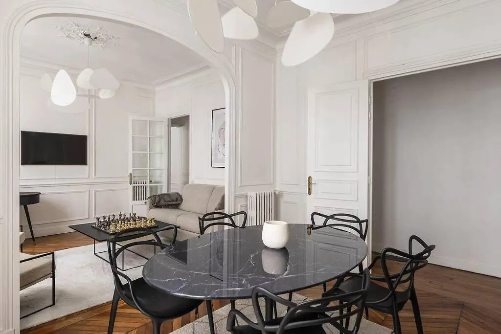 Apartment French Palace *
